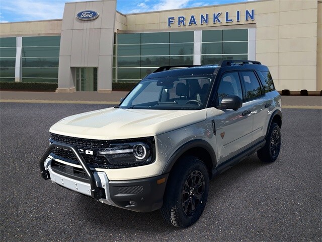 2025 Ford Bronco Sport Badlands photo 3