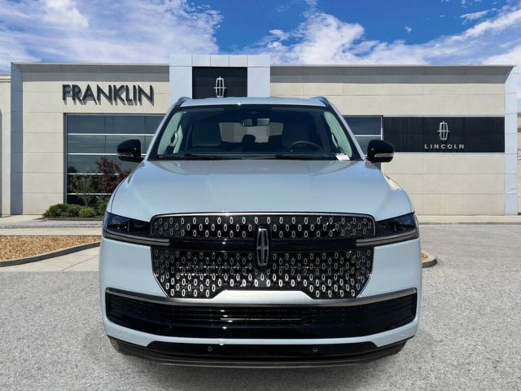 New 2026 Lincoln Navigator Premiere SUV