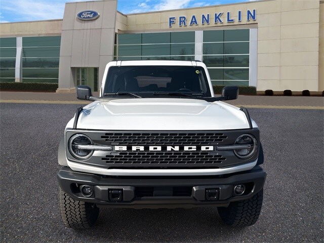 2025 Ford Bronco Badlands photo 2