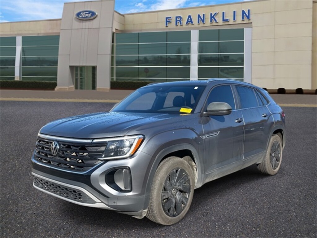 Used 2024 Volkswagen Atlas Cross Sport 2.0T SE w/Technology SUV