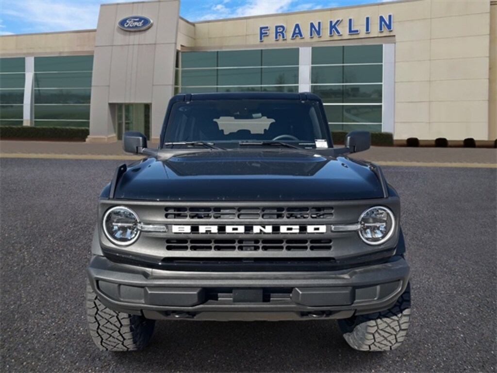 New 2025 Ford Bronco Base SUV
