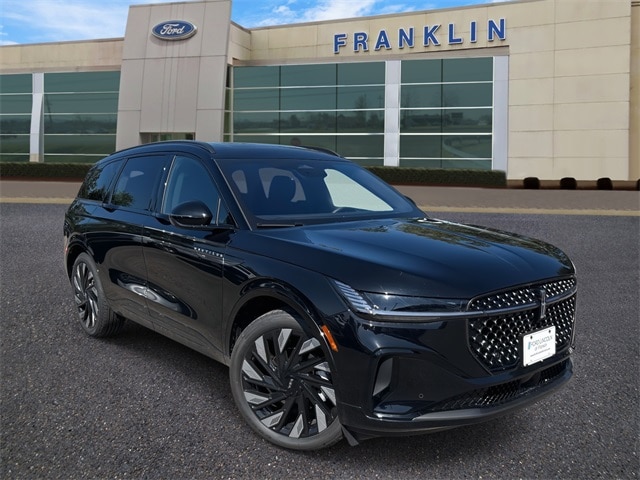 2025 Lincoln Nautilus Reserve's photo