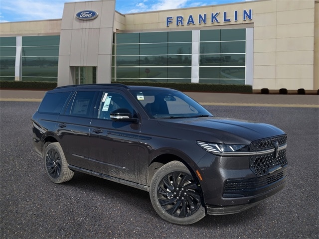 2025 Lincoln Navigator Reserve's photo