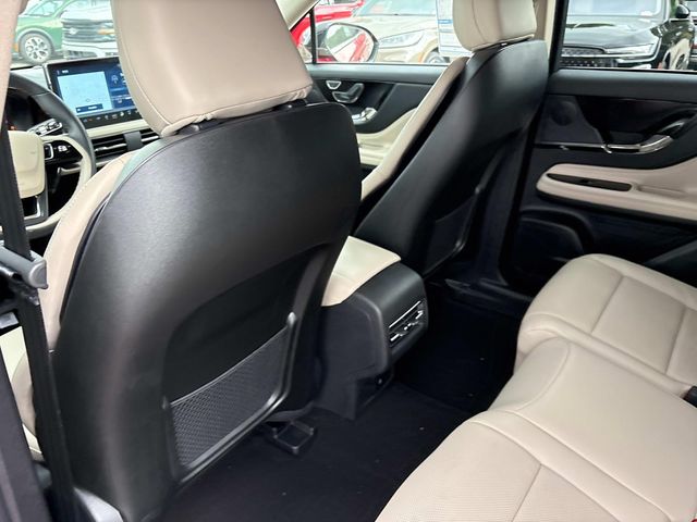 2025 Lincoln Corsair Grand Touring - Photo 17