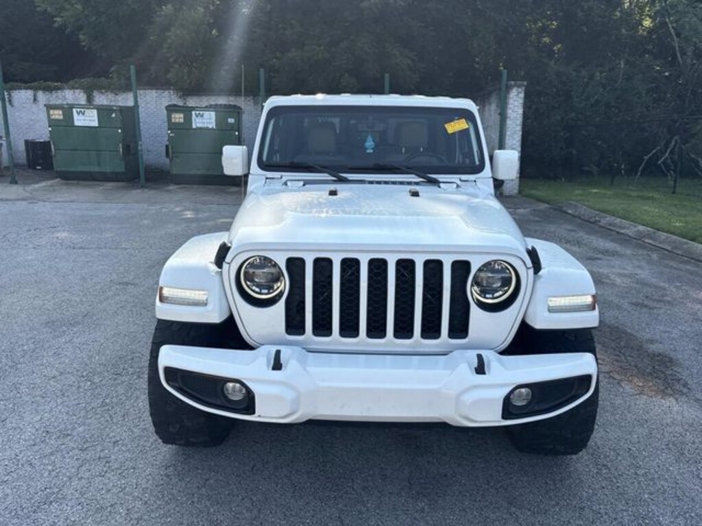 Certified 2021 Jeep Gladiator Overland Truck