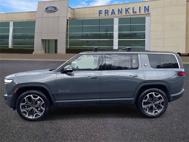 2024 Rivian R1S Adventure photo 4