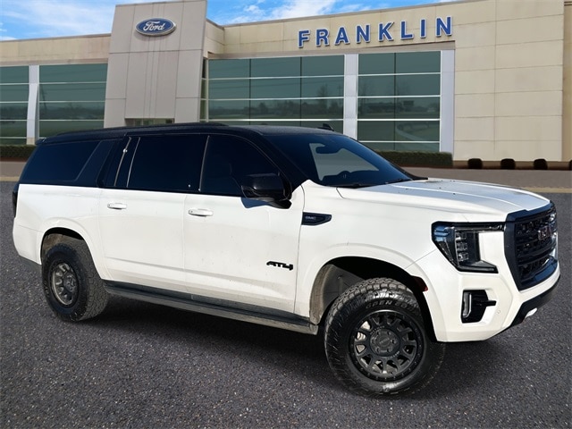 2023 GMC Yukon XL AT4's photo