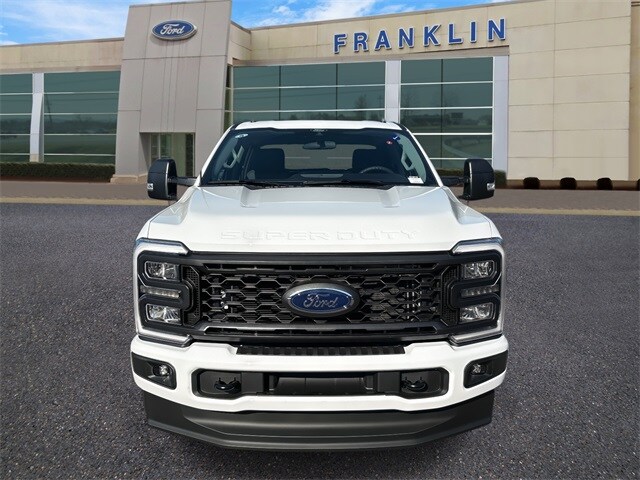 2026 Ford F-350 photo 2