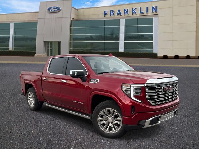 2023 GMC Sierra 4WD Crew Cab Short Box Denali's photo
