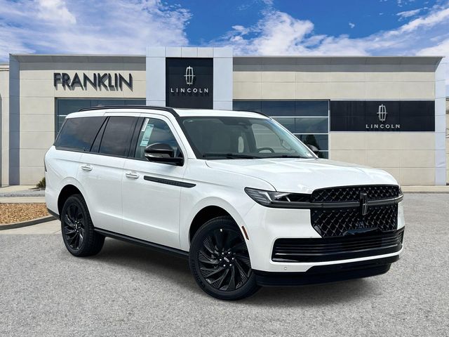 2026 Lincoln Navigator Reserve 4WD's photo