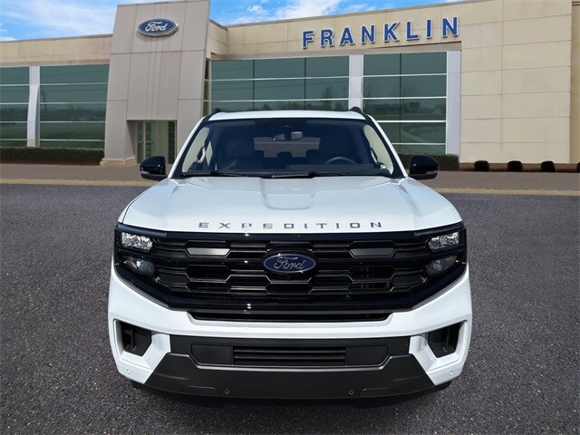 2025 Ford Expedition MAX photo 2