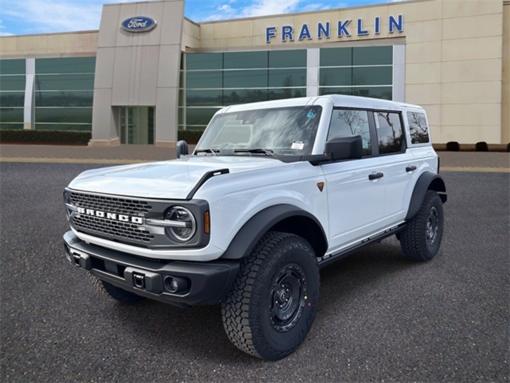 New 2025 Ford Bronco Badlands SUV