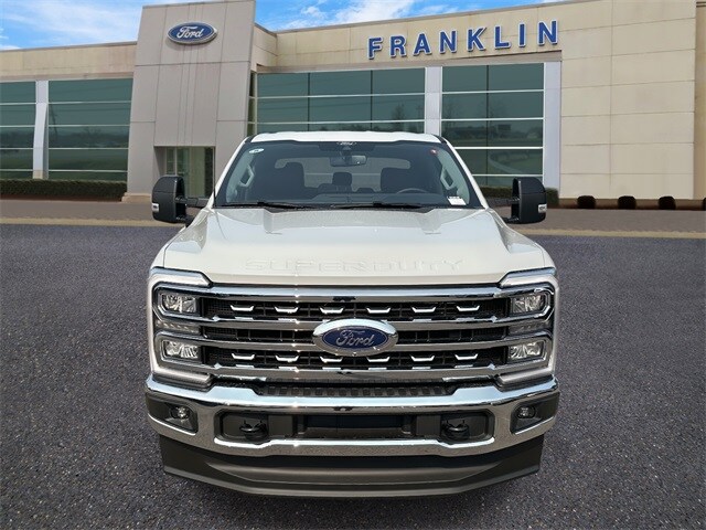 2026 Ford F-350 photo 2