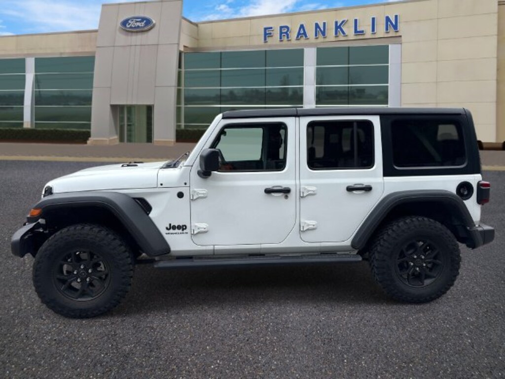 Certified 2024 Jeep Wrangler Willys SUV