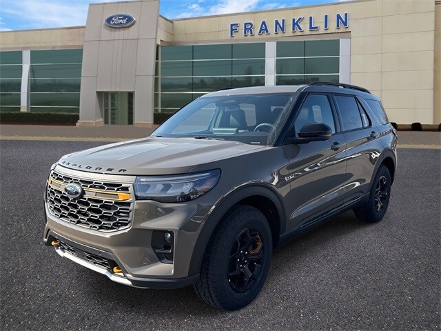 2026 Ford Explorer photo 3