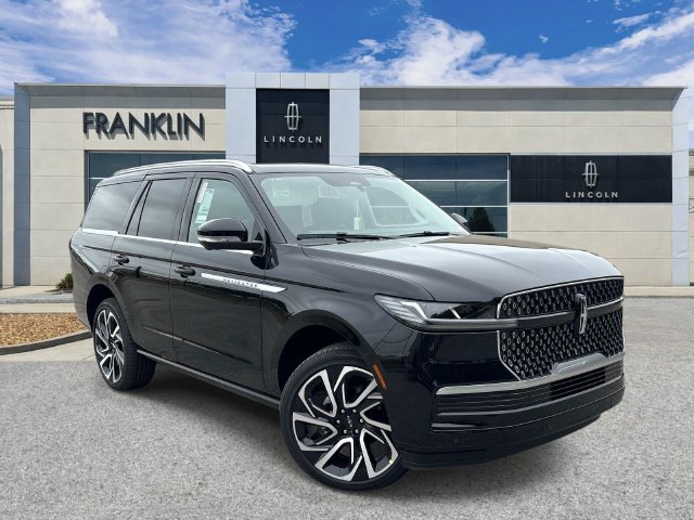 2027 Lincoln Navigator