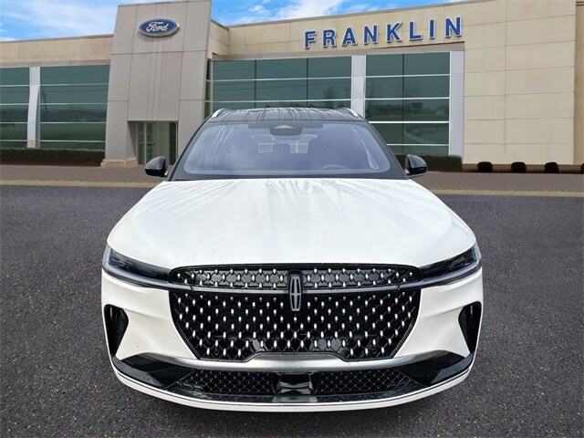 2026 Lincoln Nautilus Reserve photo 2