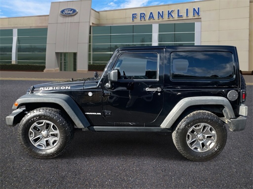 Used 2017 Jeep Wrangler Rubicon SUV
