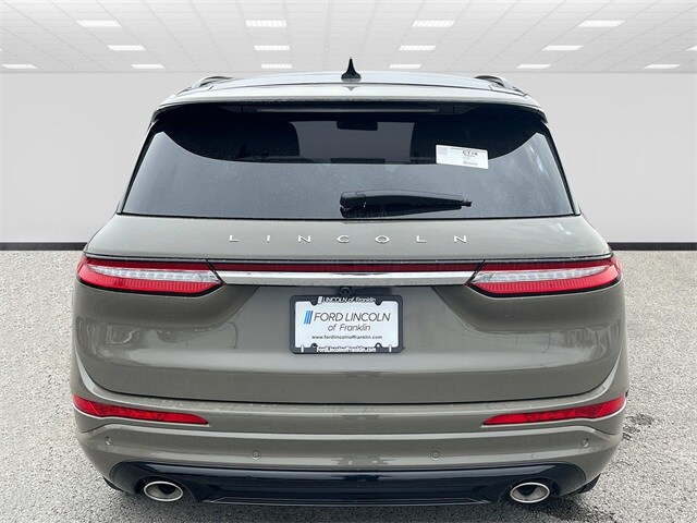 2025 Lincoln Corsair Grand Touring photo 3