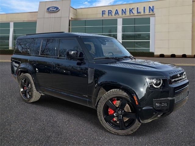 2023 Land Rover Defender X's photo