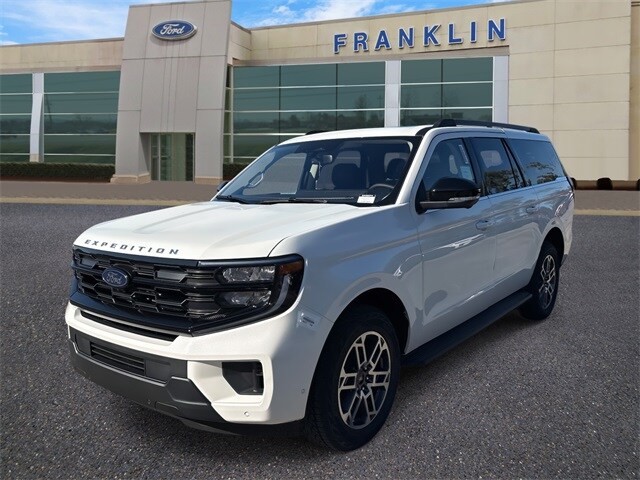 2025 Ford Expedition MAX photo 2