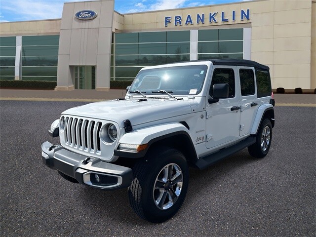 2023 Jeep Wrangler Sahara photo 3