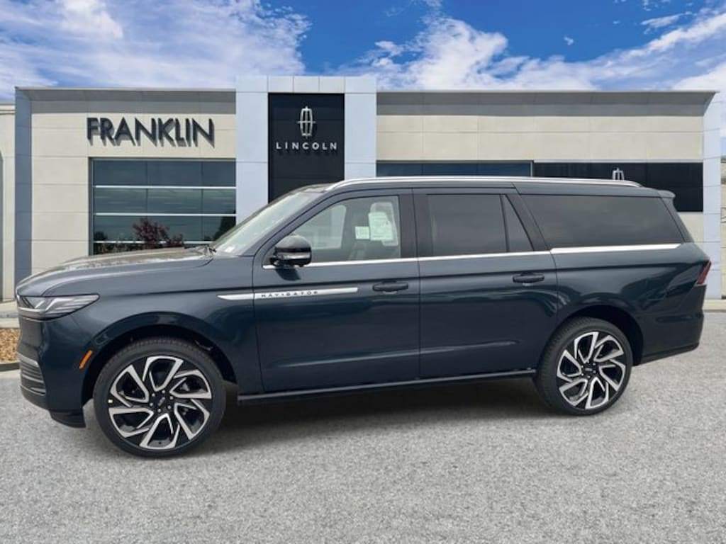 New 2026 Lincoln Navigator L Reserve SUV