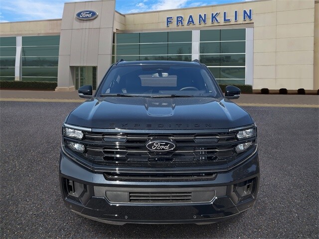 2025 Ford Expedition Platinum photo 2