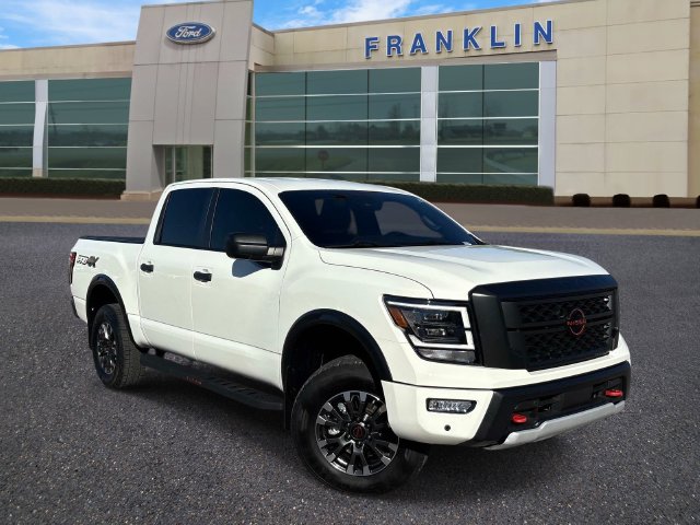 2024 Nissan Titan