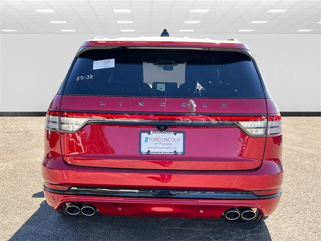 2025 Lincoln Aviator Black Label photo 4