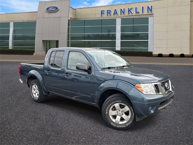 2013 Nissan Frontier SV's photo
