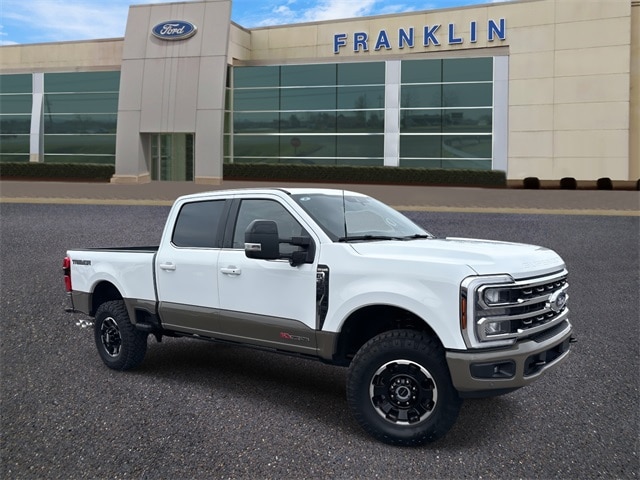 2026 Ford F-350 Super Duty King Ranch's photo