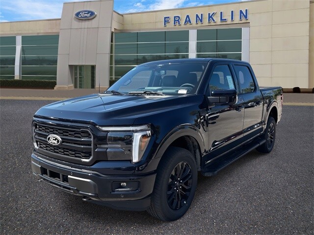2025 Ford F-150 Lariat photo 3