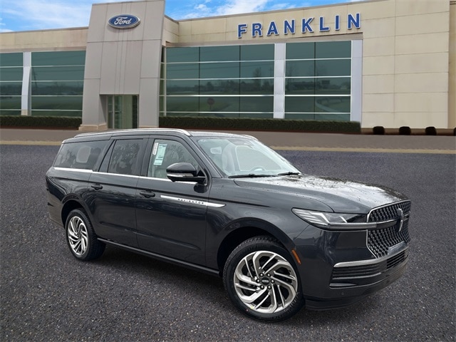 2025 Lincoln Navigator Reserve L's photo