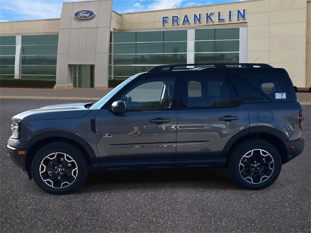 2025 Ford Bronco Sport Outer Banks photo 4