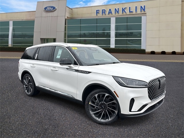 2026 Lincoln Aviator Reserve's photo