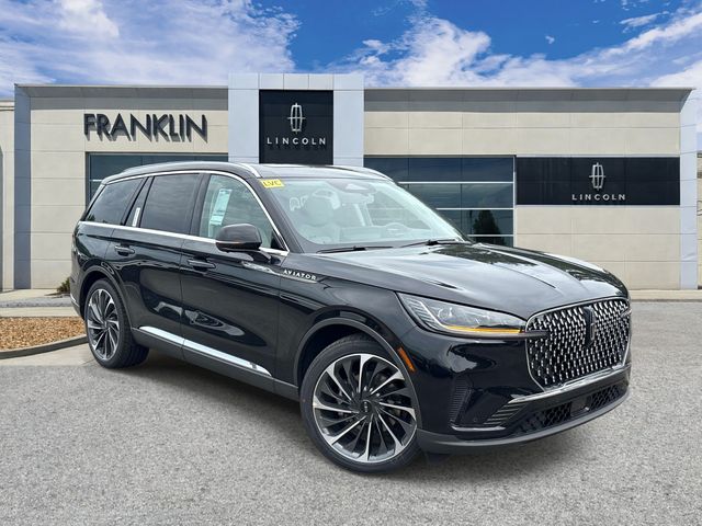 2026 Lincoln Aviator Reserve AWD's photo