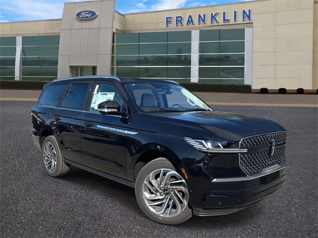 2025 Lincoln Navigator Reserve's photo