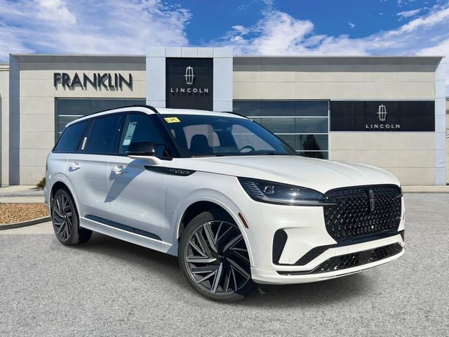 2025 Lincoln Aviator Black Label AWD's photo