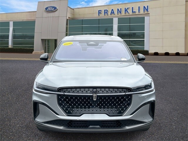 2025 Lincoln Nautilus Premiere photo 2