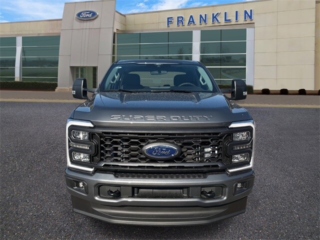 2026 Ford F-250 photo 2