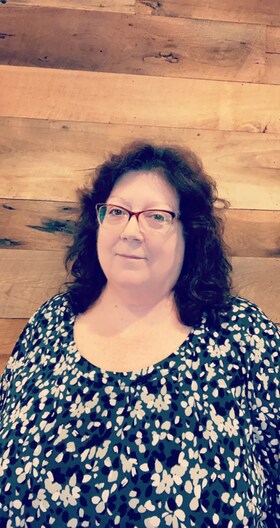 Staff member Karen May from ID_aade55ba65ab