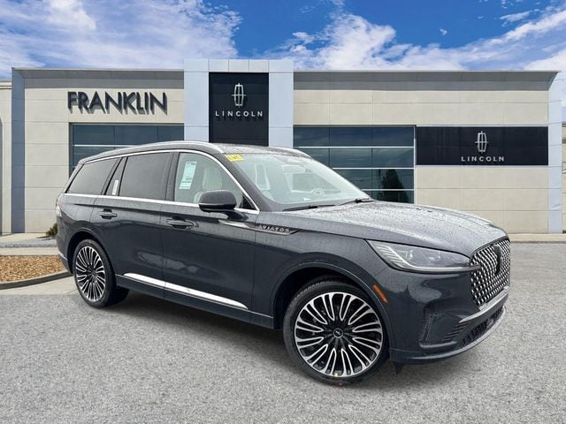 2026 Lincoln Aviator Black Label AWD's photo