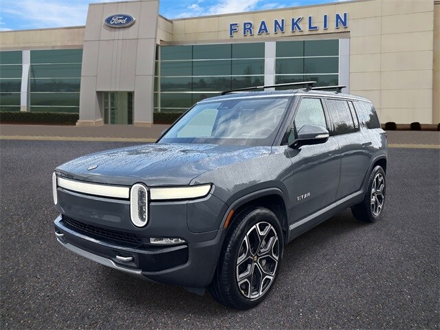 2024 Rivian R1S Adventure photo 3