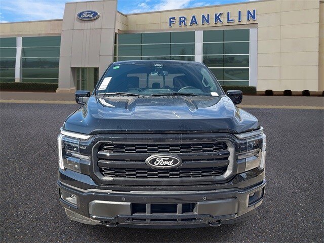 2025 Ford F-150 Lariat photo 2