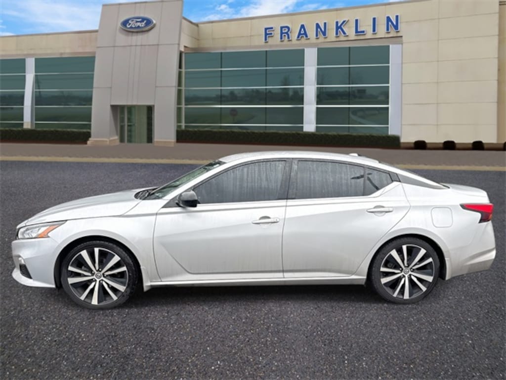 Used 2020 Nissan Altima 2.5 SR Sedan