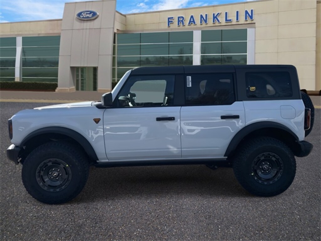 New 2025 Ford Bronco Badlands SUV