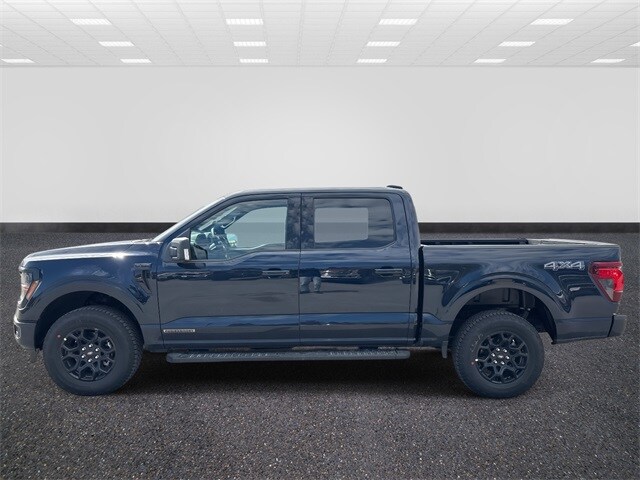 2025 Ford F-150 XLT photo 4