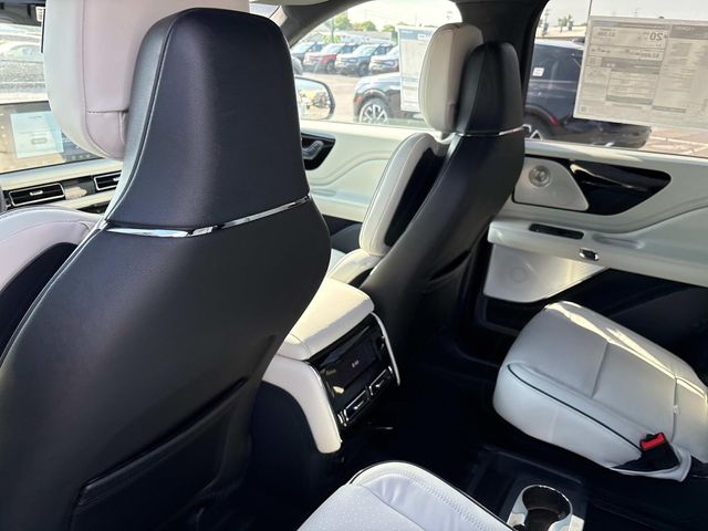 2025 Lincoln Aviator Black Label - Photo 18