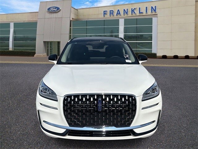 2025 Lincoln Corsair Grand Touring photo 2
